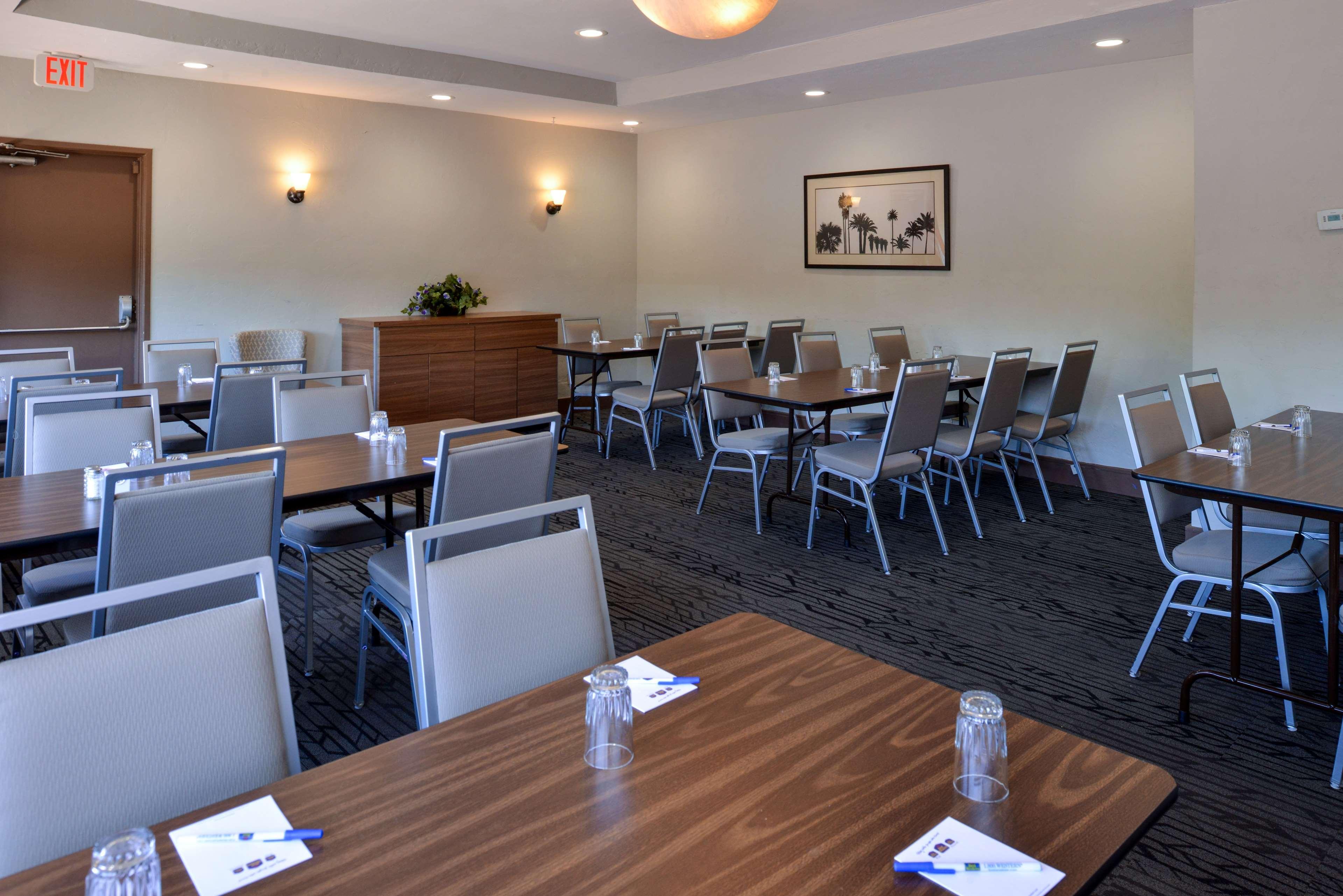 Best Western Royal Sun Inn & Suites Тусон Экстерьер фото