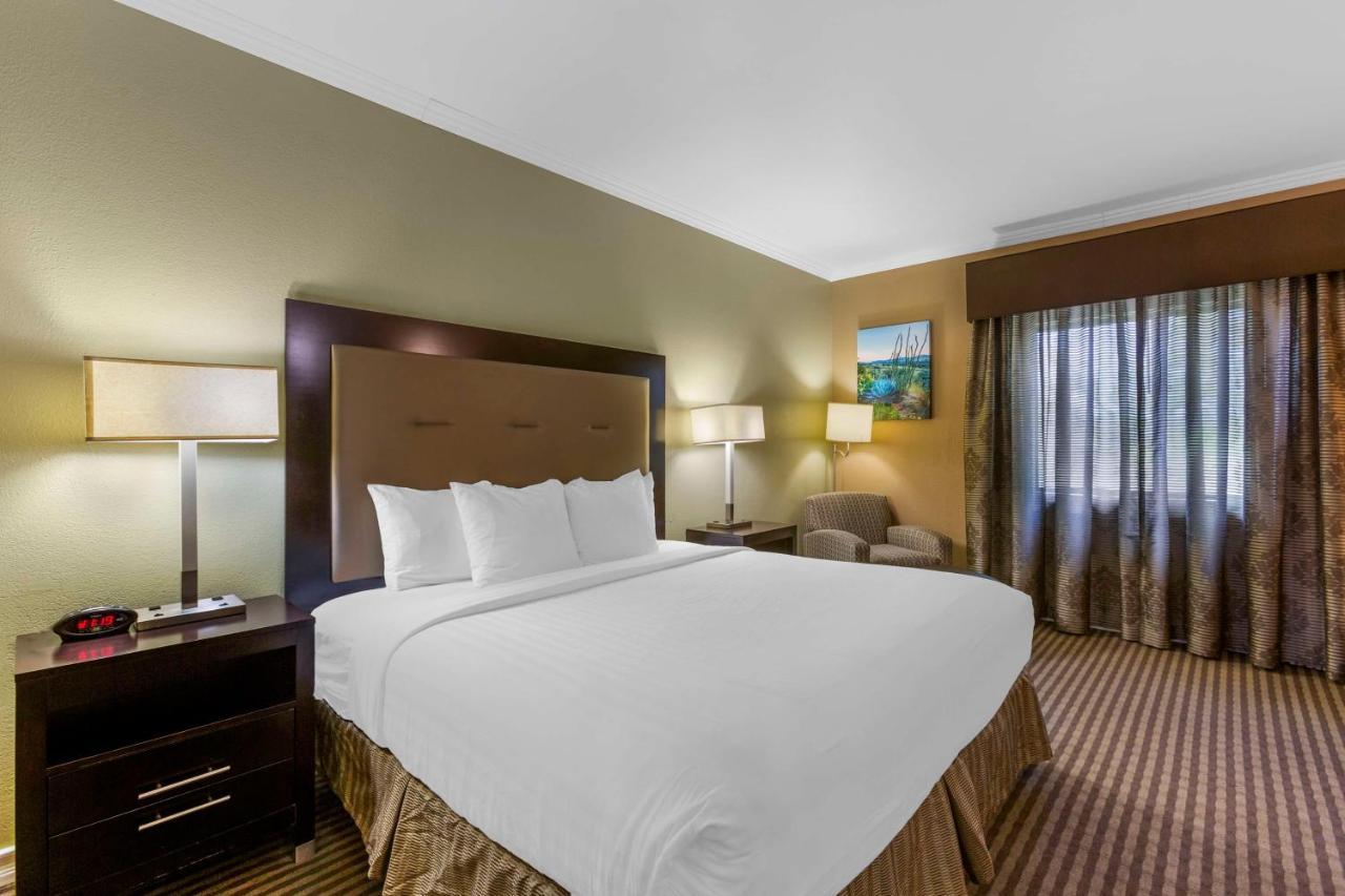 Best Western Royal Sun Inn & Suites Тусон Экстерьер фото